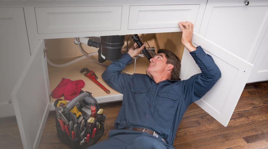 Professional tankless water heater installation in Montgomery City, MO