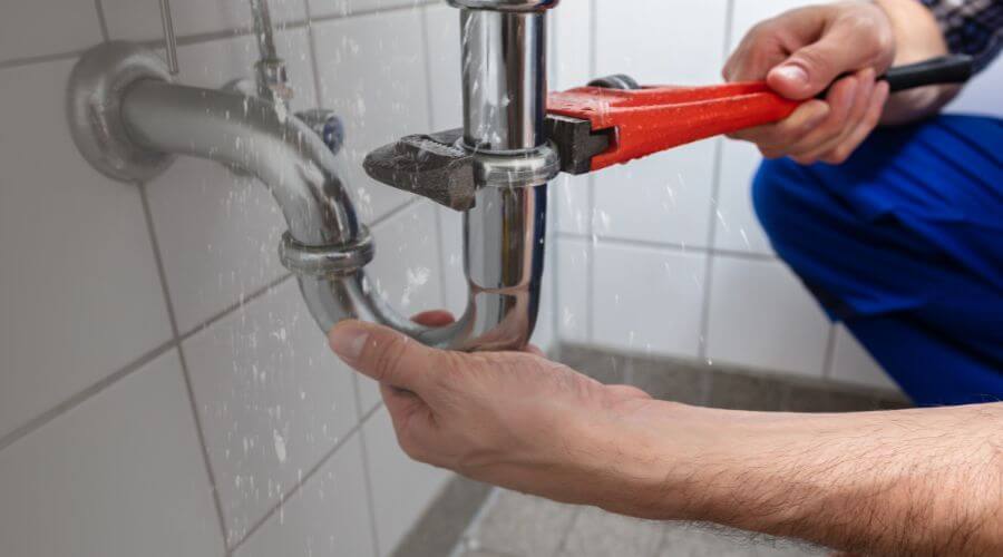 Electric tankless water heater installation in Montgomery City, MO